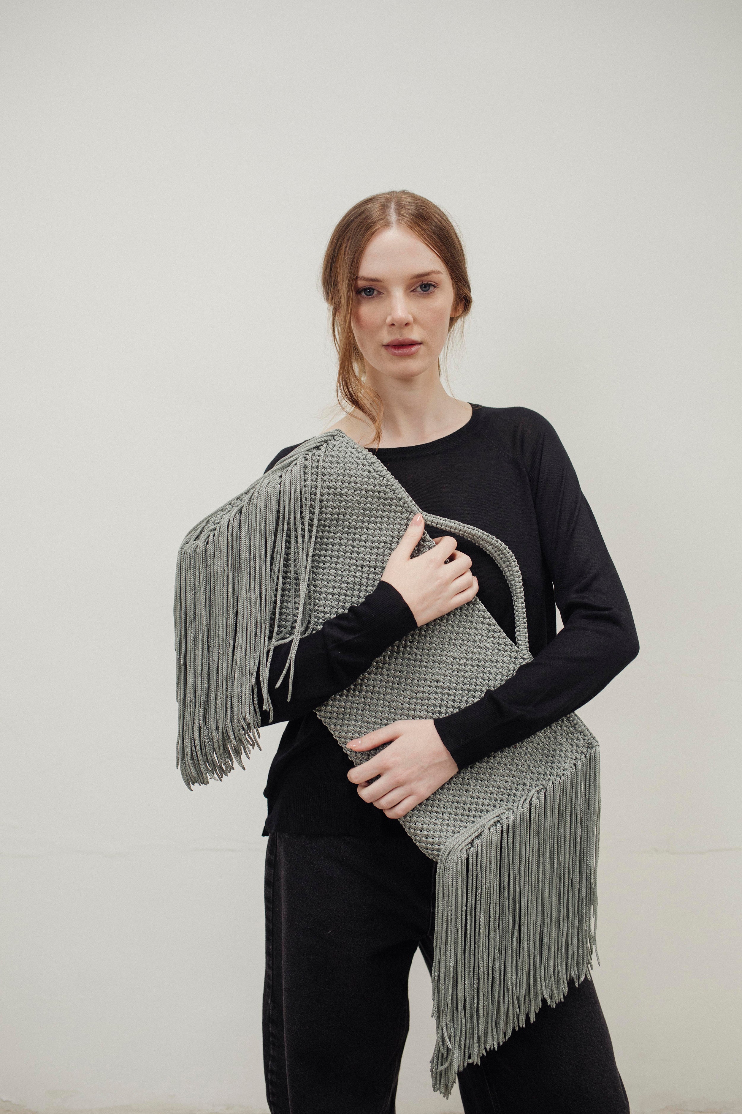 CARTERA DE FLECOS GRIS