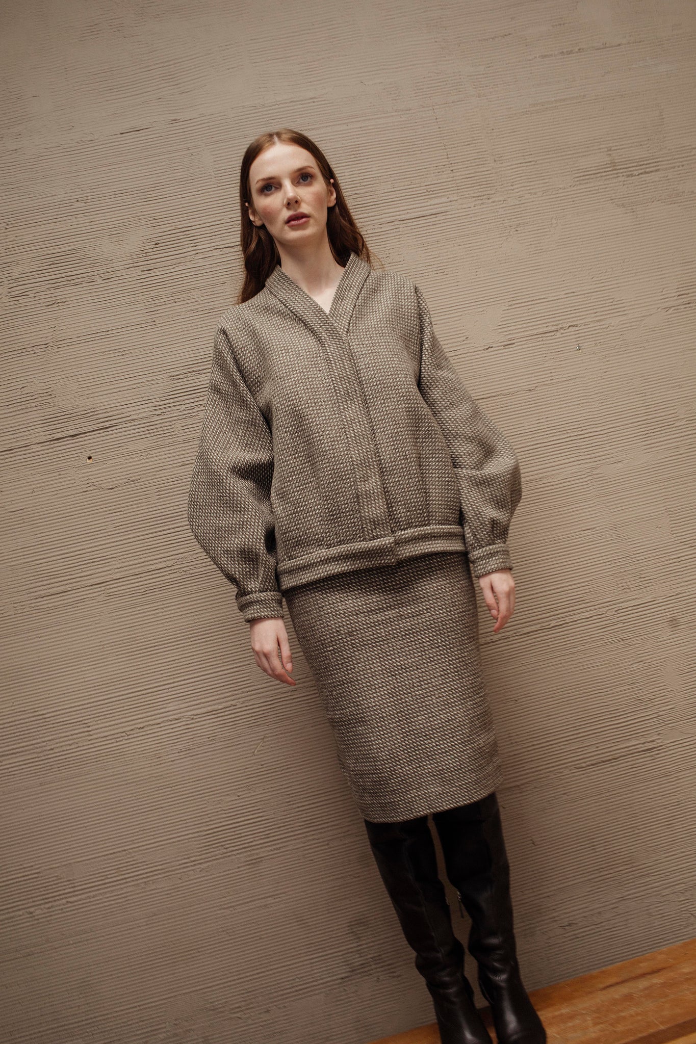 SET DE PUNTO GRIS Y IVORY