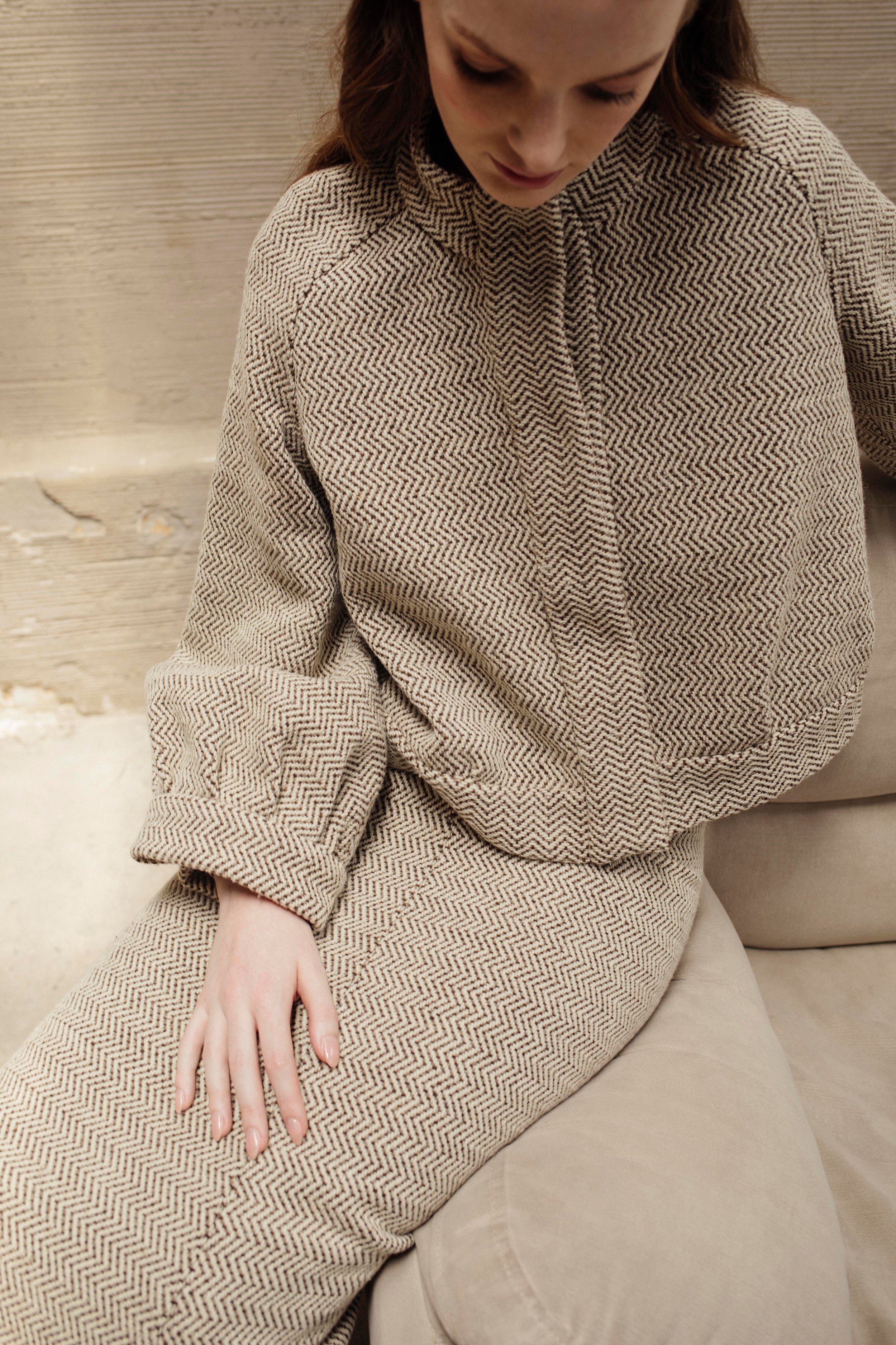 SET DE CHOCOLATE GRIS CON IVORY