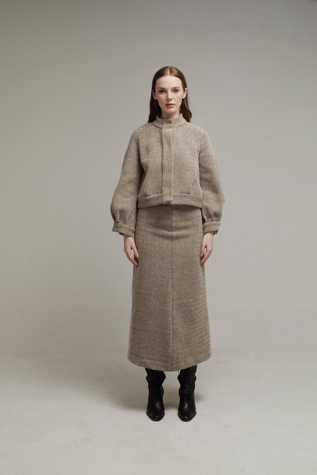 SET DE CHOCOLATE GRIS CON IVORY