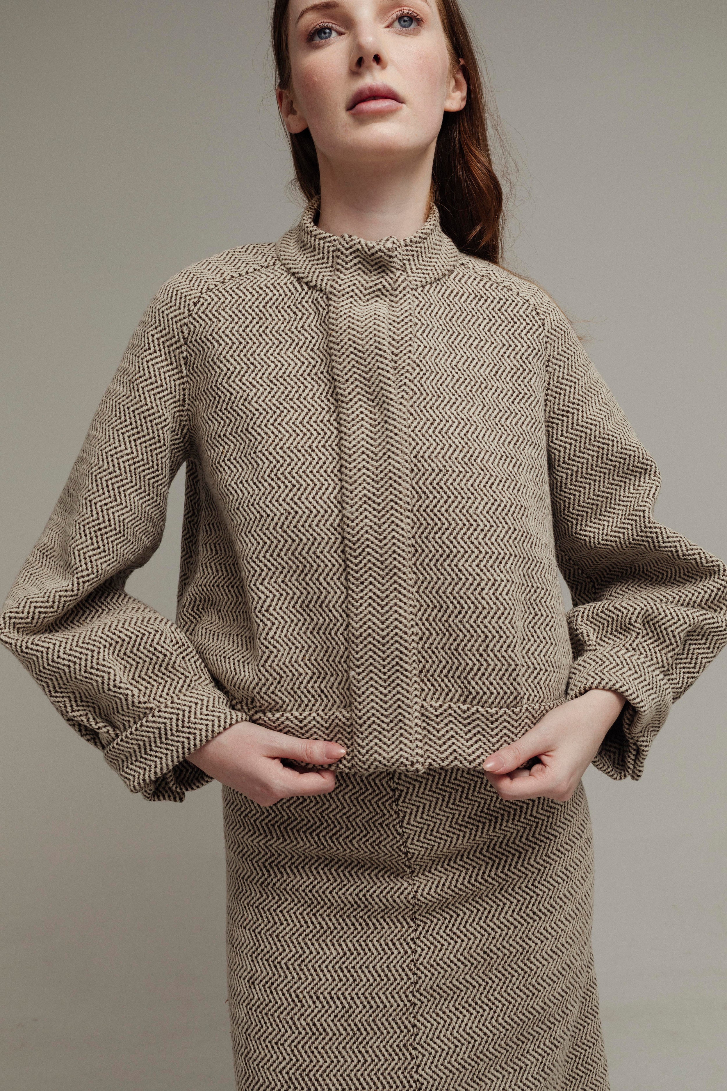 SET DE CHOCOLATE GRIS CON IVORY