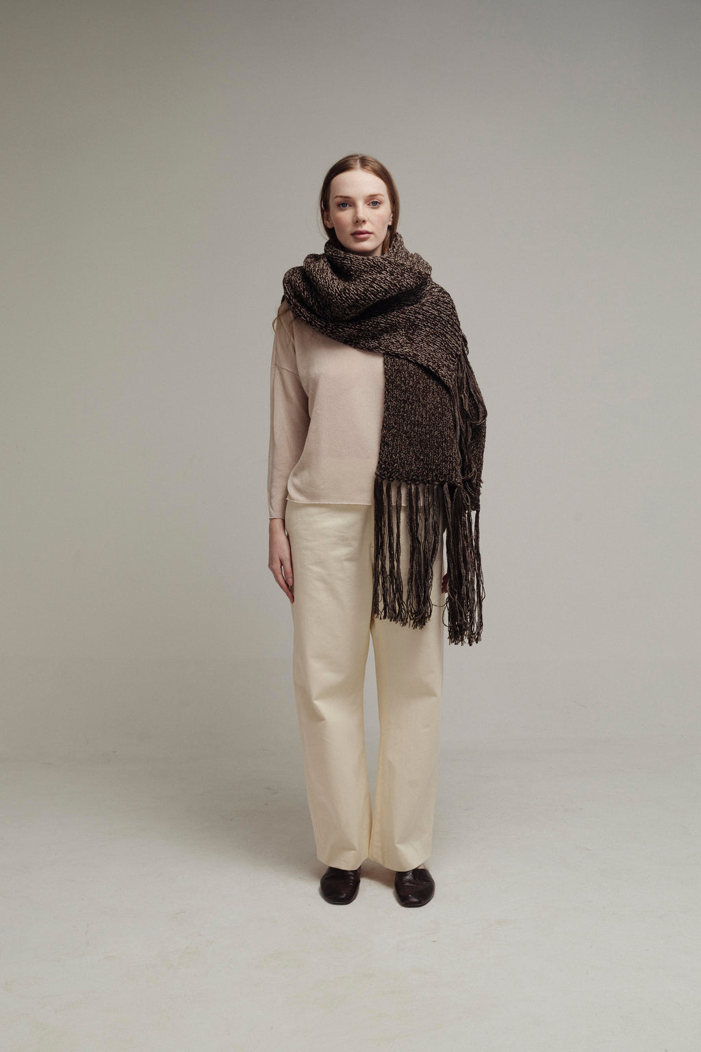 BUFANDA COMBINADA CHOCOLATE Y GRIS