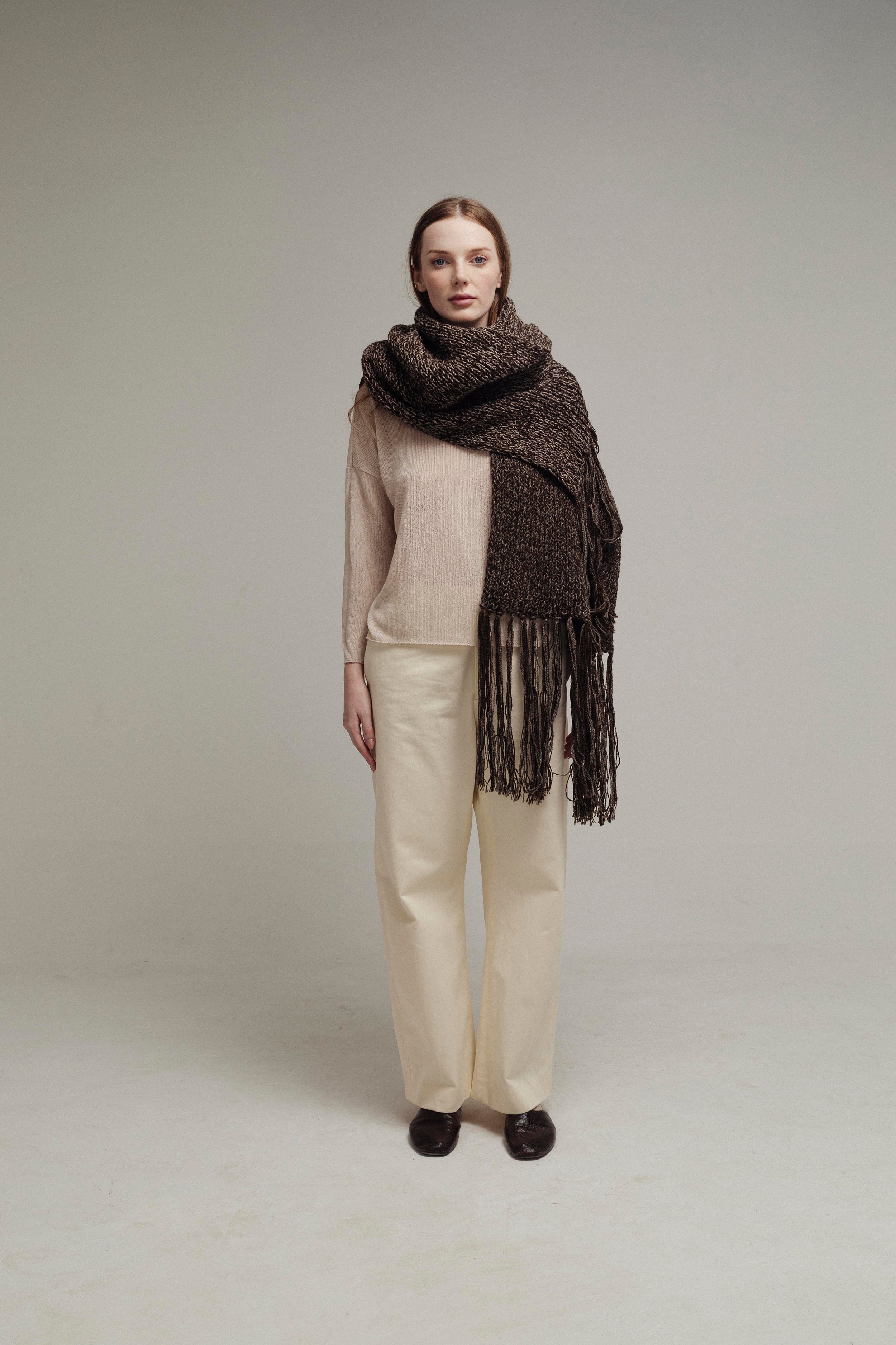 BUFANDA COMBINADA CHOCOLATE Y GRIS